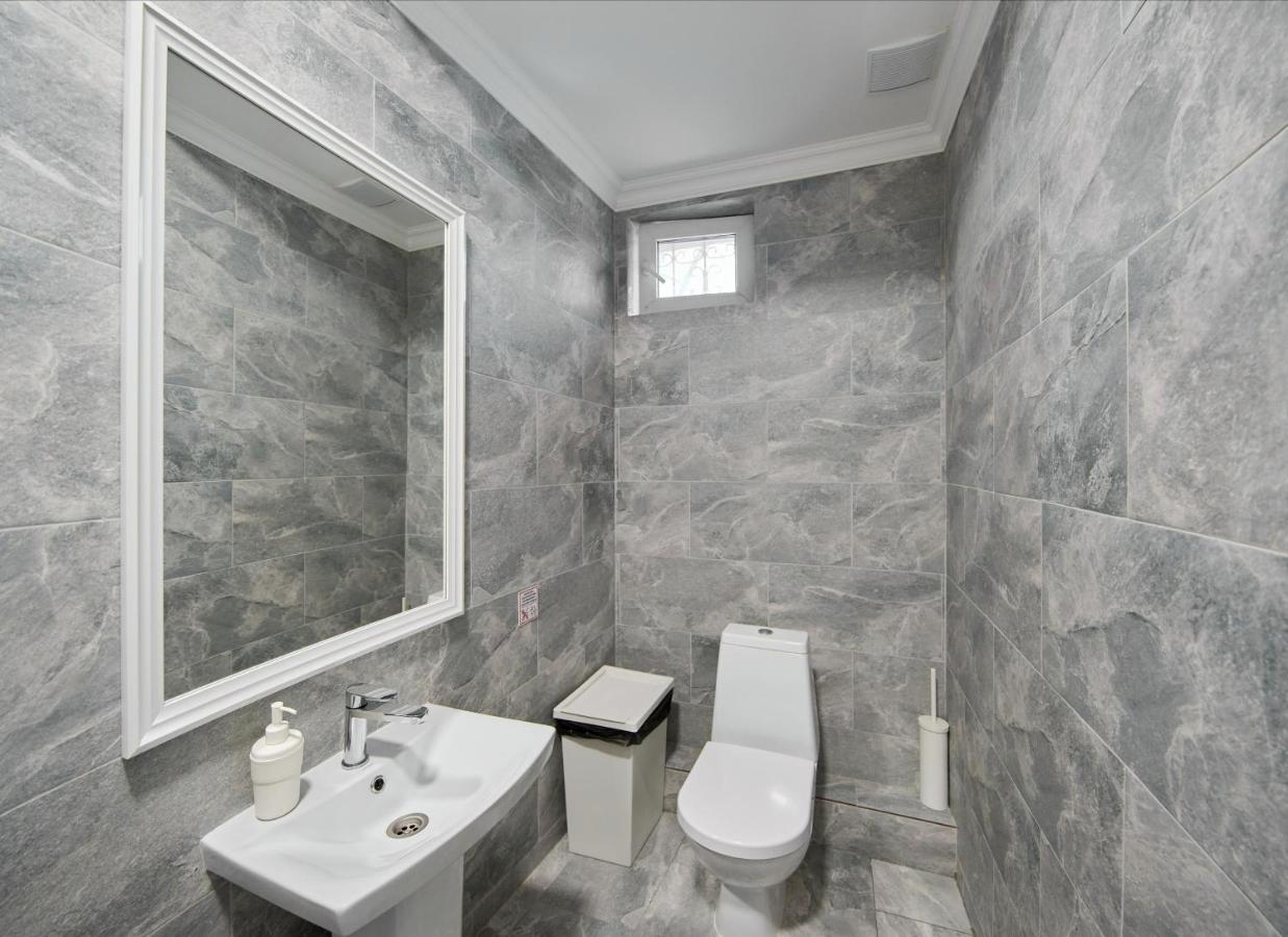 Hannah Inn Budget Hotel Astana Extérieur photo